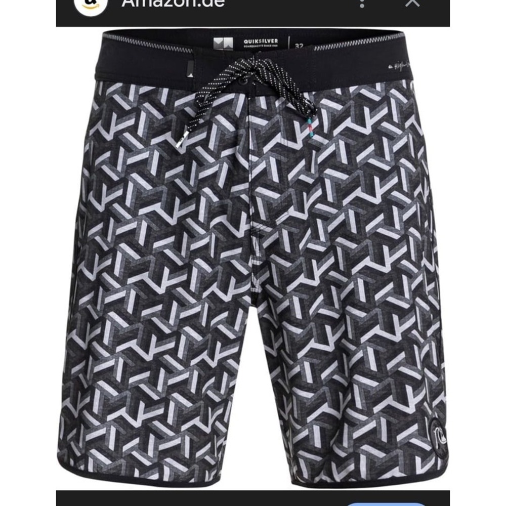 Quiksilver Highline series boardshorts all-over geometric pattern size 38‎